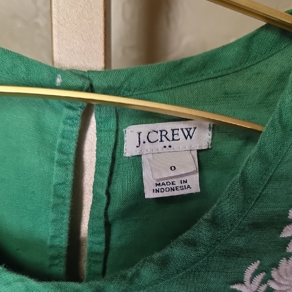 J. Crew Emerald Green Sleeveless Blouse with Ivory Embroidery Cotton Linen Top - Picture 2 of 11